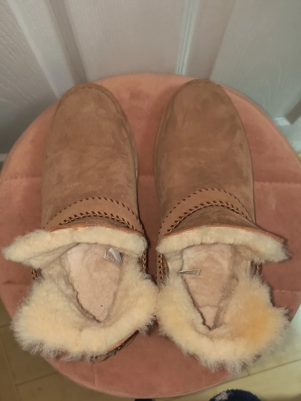 UGG Mckay Suede Ankle Boots Size 8 - Picture 6 of 9